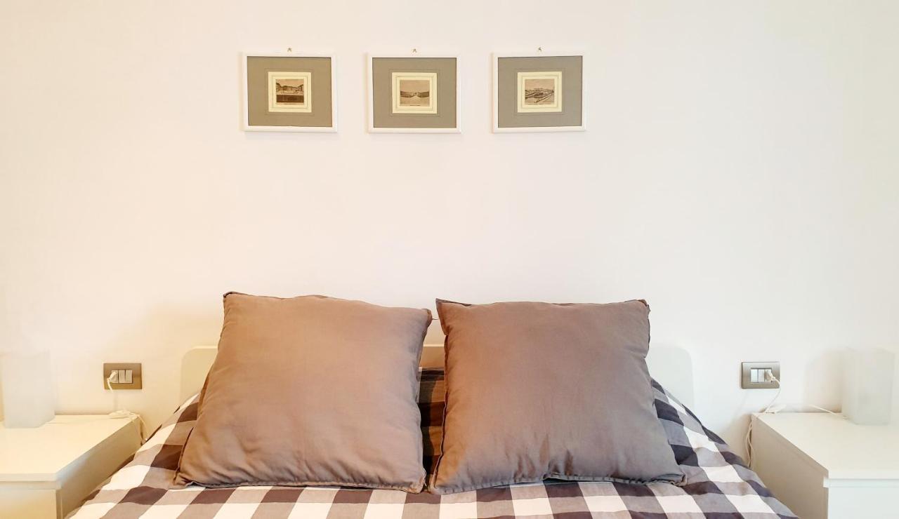 Almare - Sea Front Apartment Ливорно Екстериор снимка